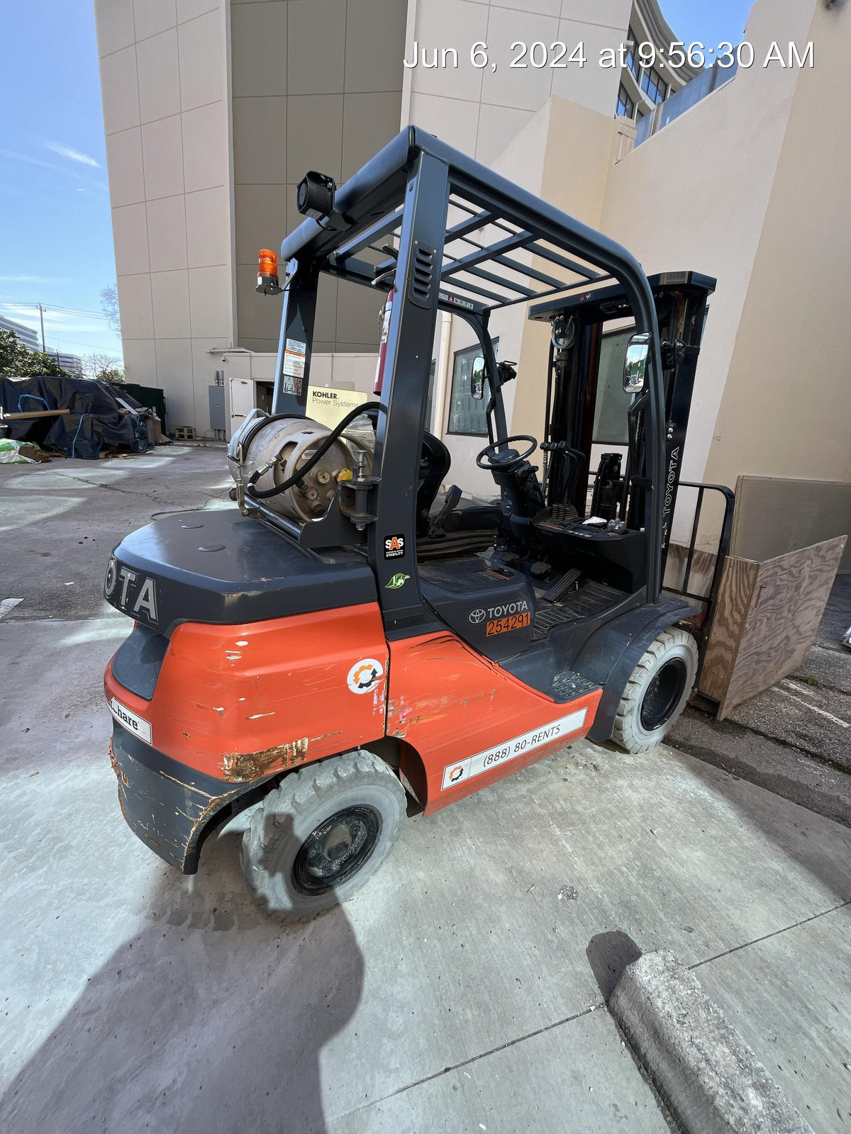 2022 TOYOTA 50-8FGU25