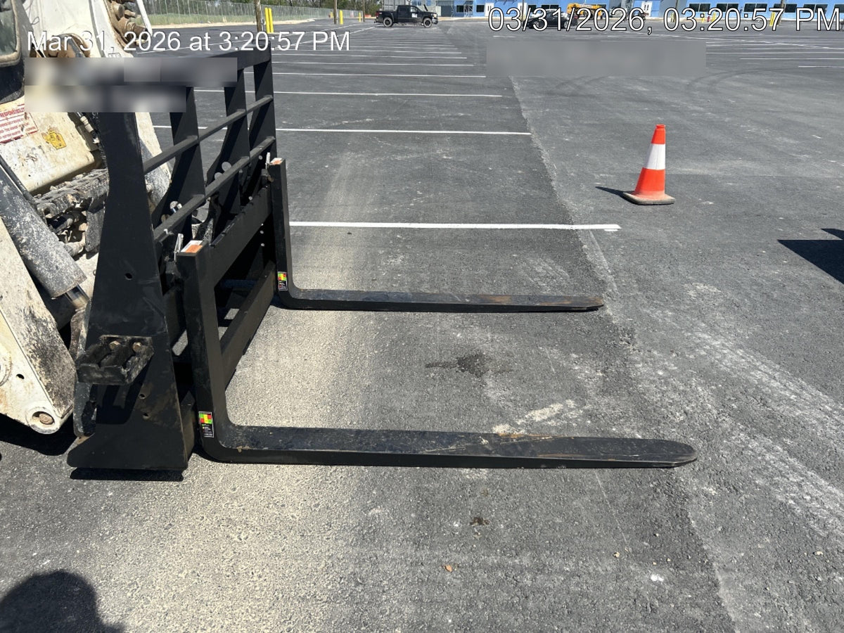 2026 ARROW MATERIAL HANDLING 48" Pallet Forks - Arrow