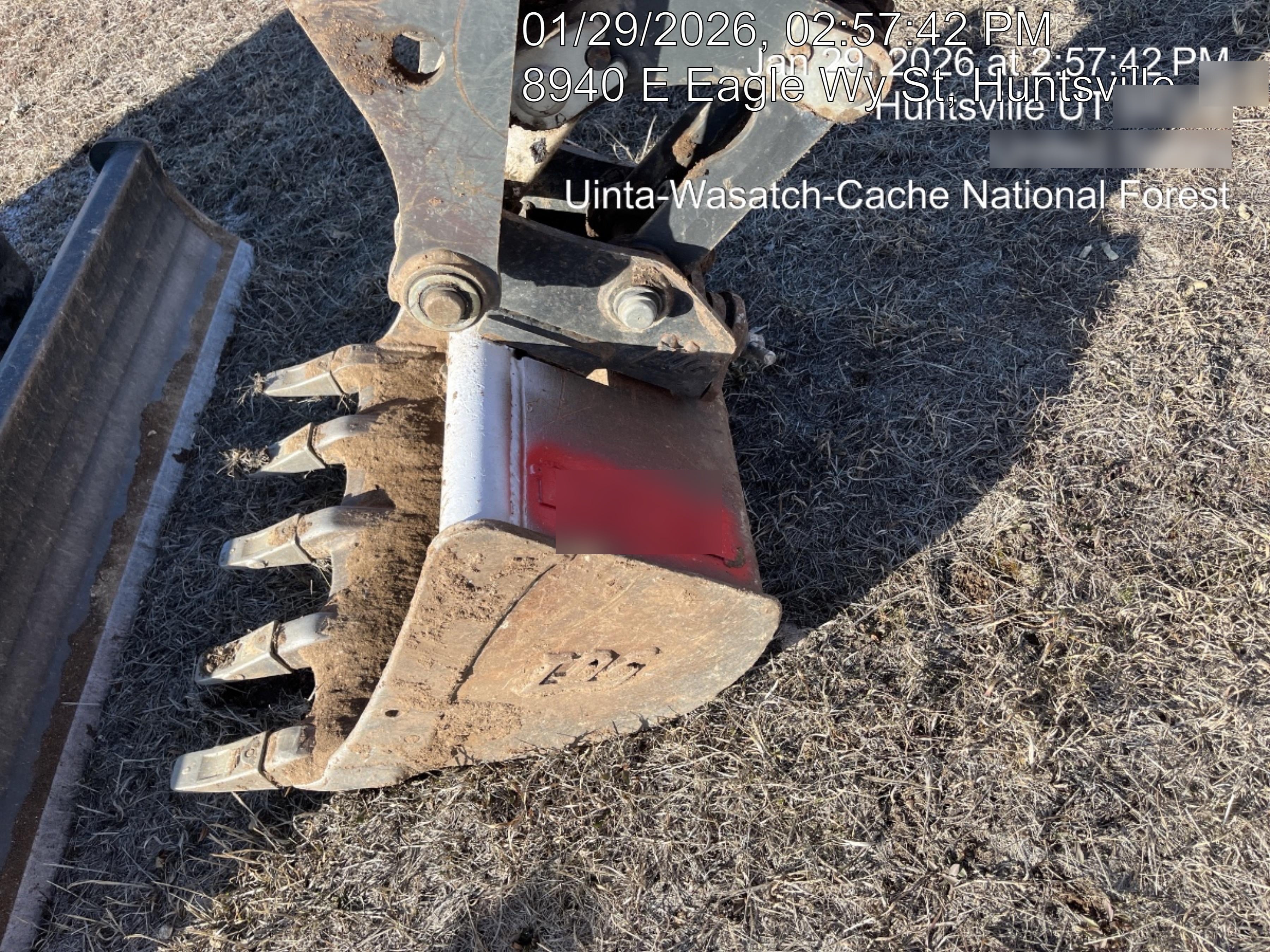 2020 TAG MANUFACTURING 30" Bucket - Tag