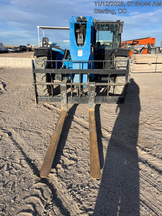 2018 Genie GTH-844 Genie GTH-844 w/Enclosed Cab w/HVAC, Work Lights, Solid Tires, Beacon, 60" Carriage and Forks