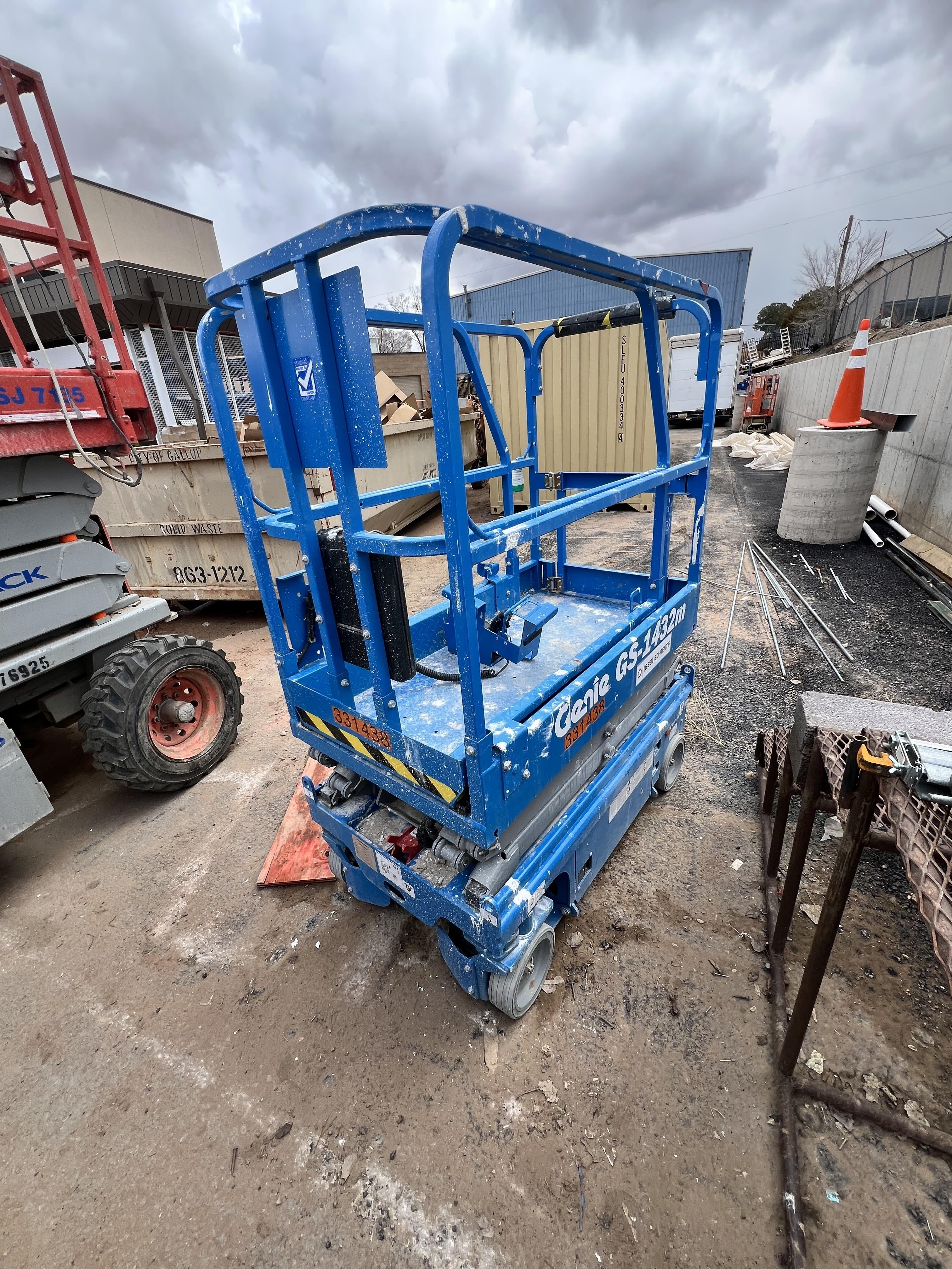 2023 GENIE GS-1432