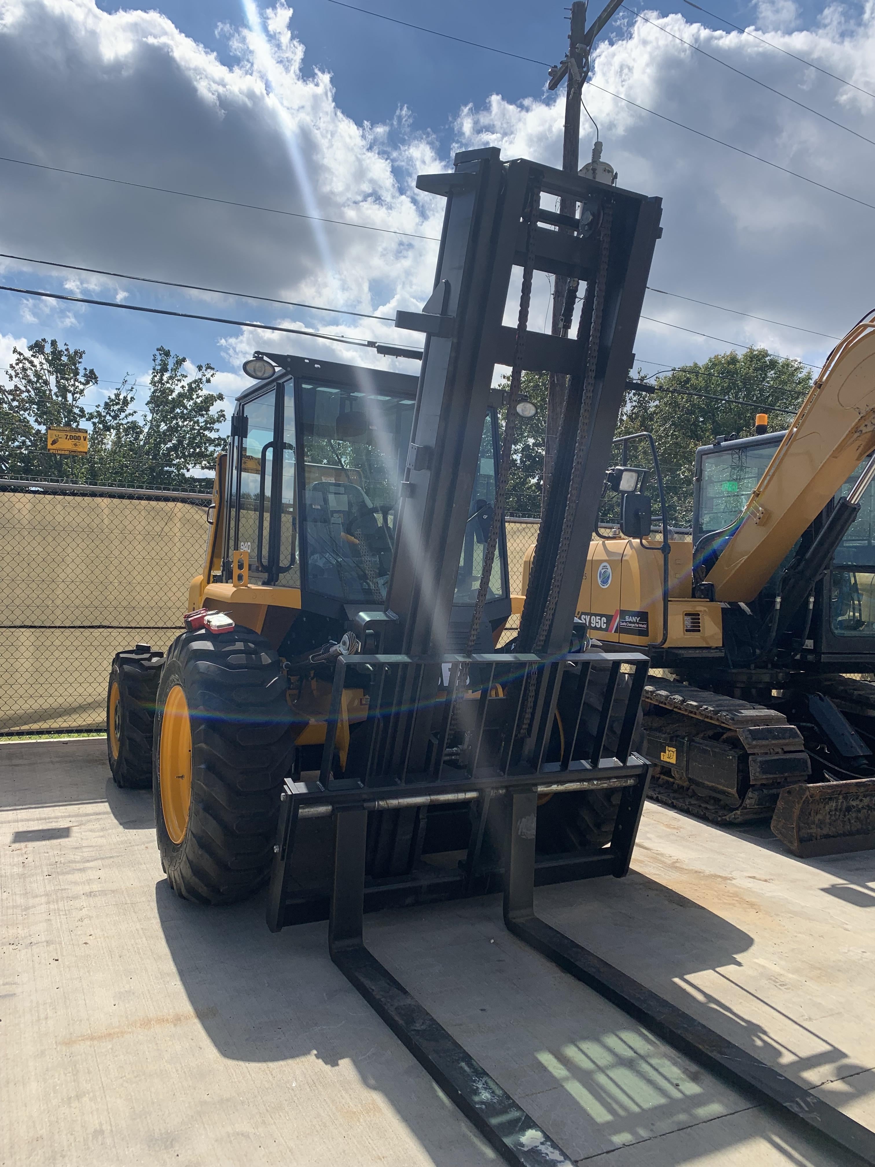 2021 JCB 940-4