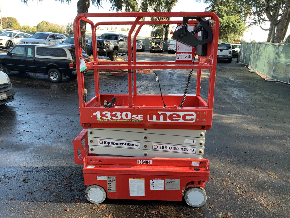 2020 MEC 1330SE Solid NM Tires, Steel Swing out Doors, LCS, Beacon, 900W Inverter