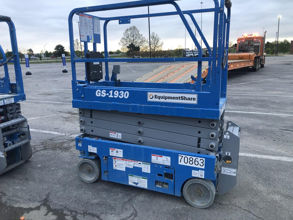 2020 Genie GS-1930 Fixed rails with chain entry gate - Pre A92.20