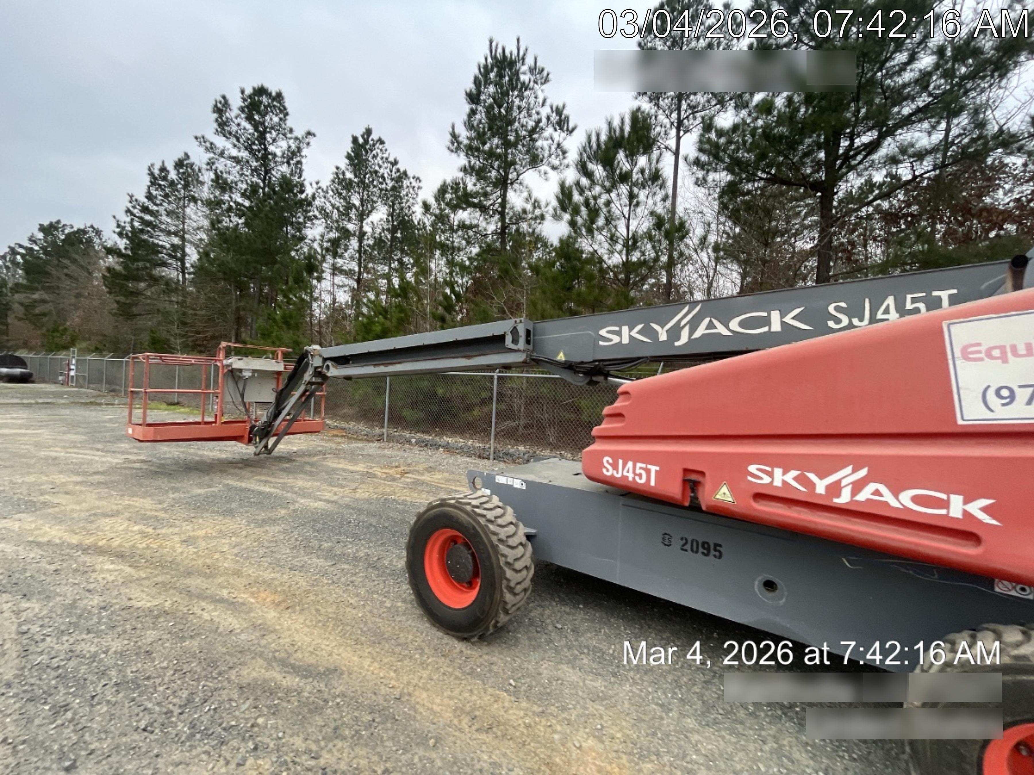 2016 SKYJACK SJ45T+