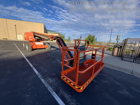 2022 JLG 660SJ