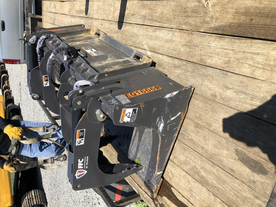 2018 PALADIN 76" Scrap Grapple Bucket - Paladin