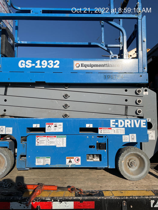 2021 GENIE GS-1932