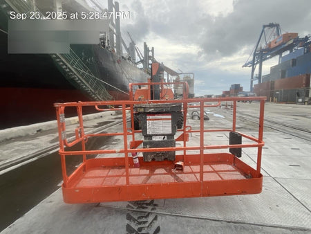 2020 JLG 800AJ