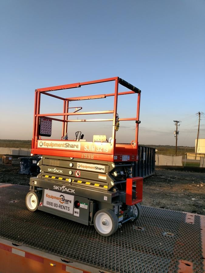 2018 SKYJACK SJIII-3219