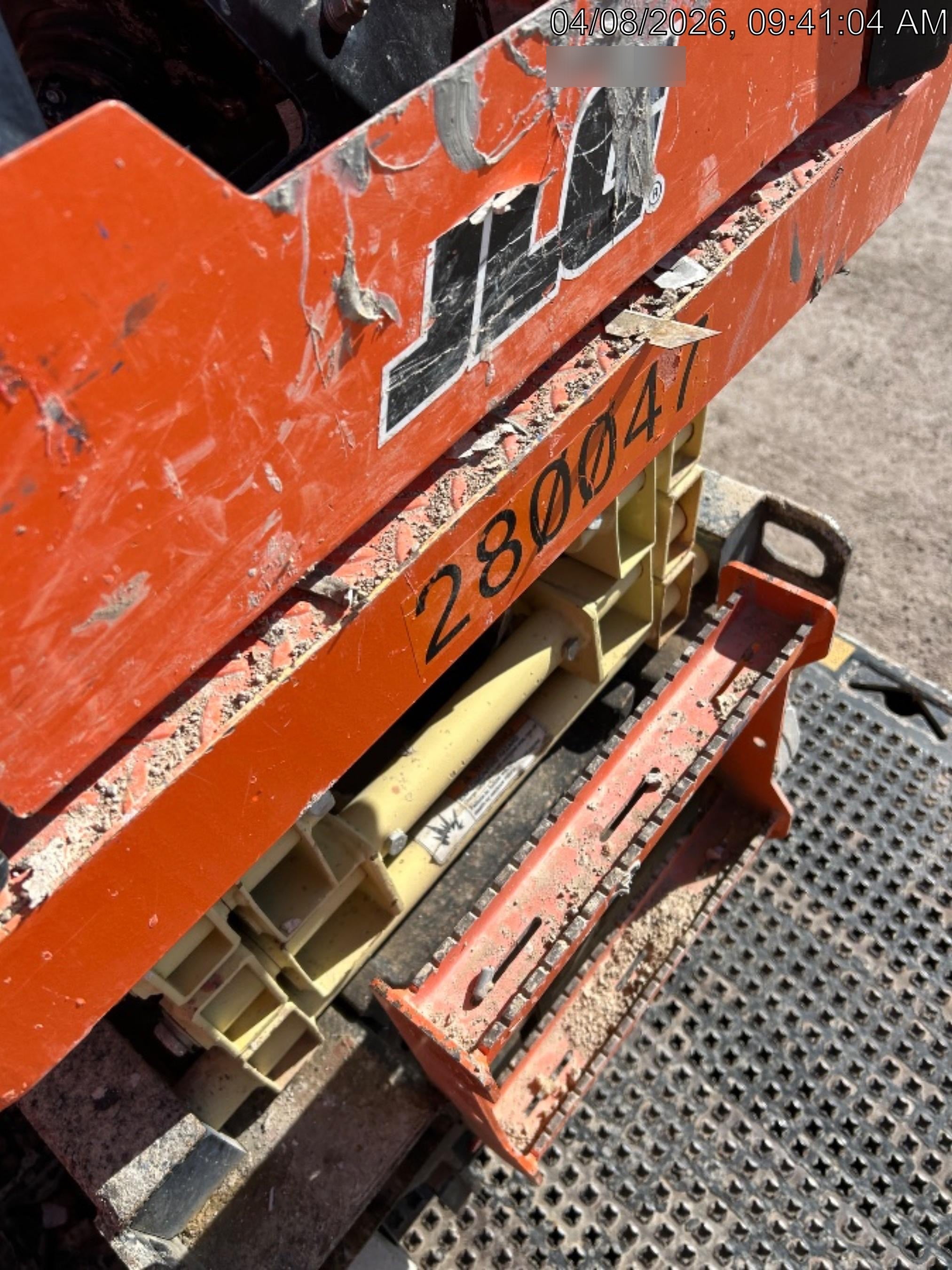 2022 JLG ES1932