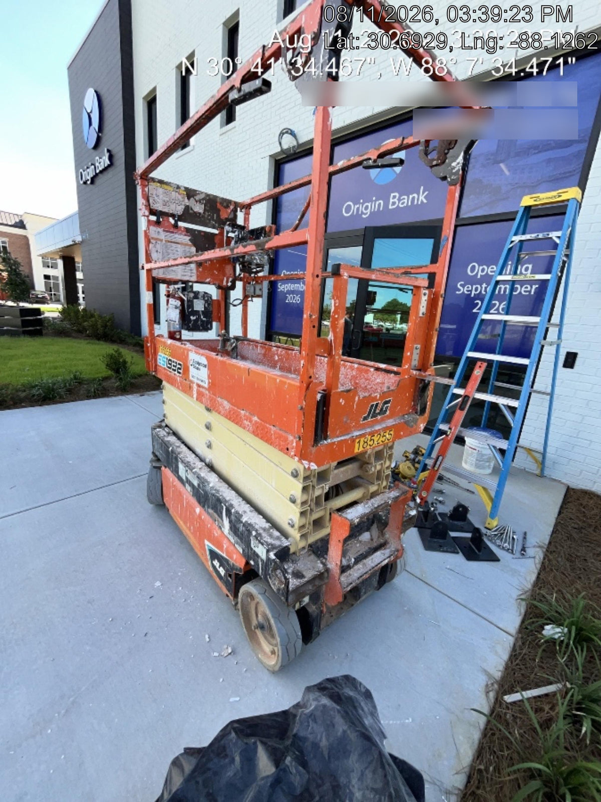 2021 JLG ES1932