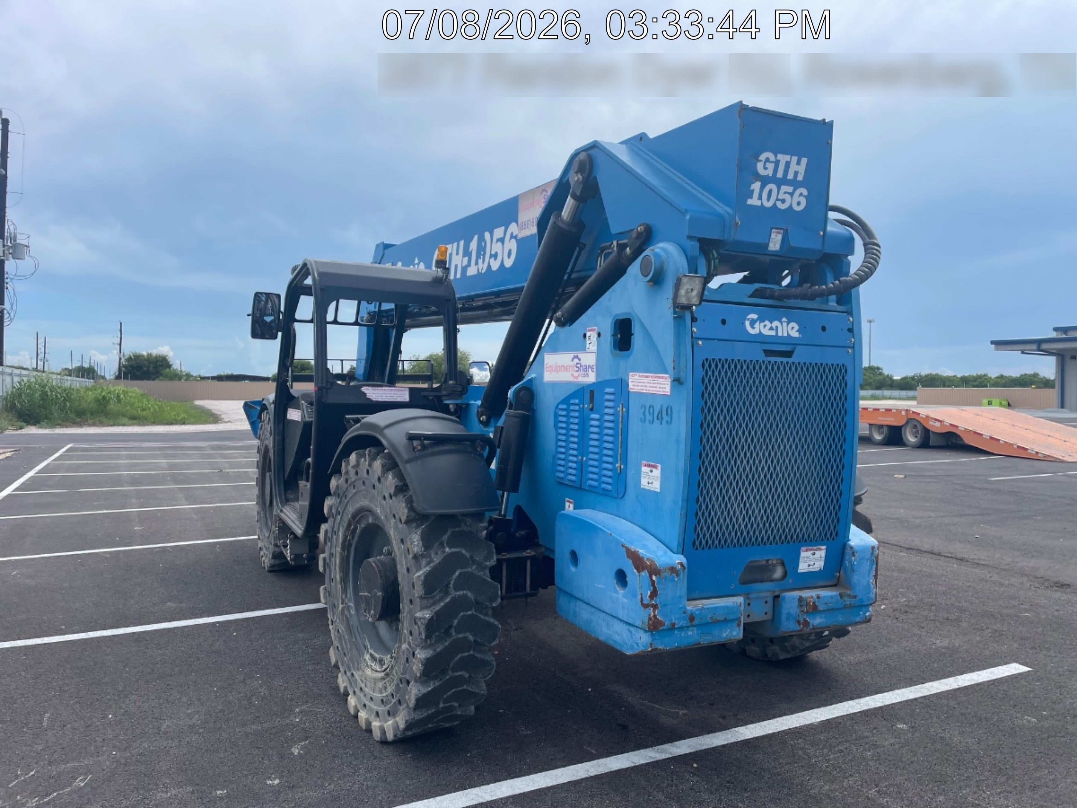 2017 GENIE GTH-1056