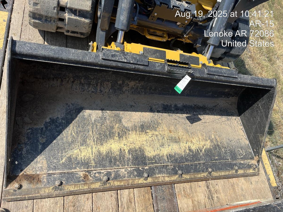 2025 JOHN DEERE 84" Bucket - John Deere