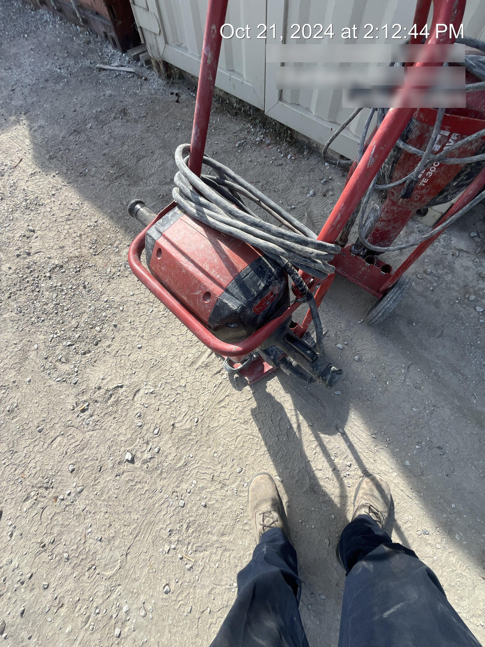 2020 HILTI TE 3000-AVR