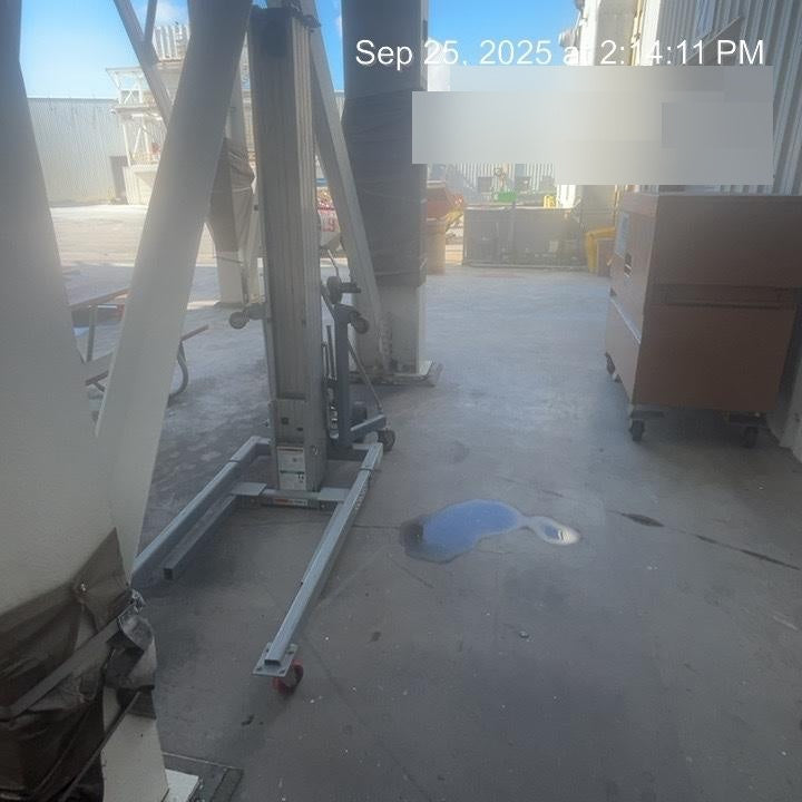 2023 GENIE SLC-24