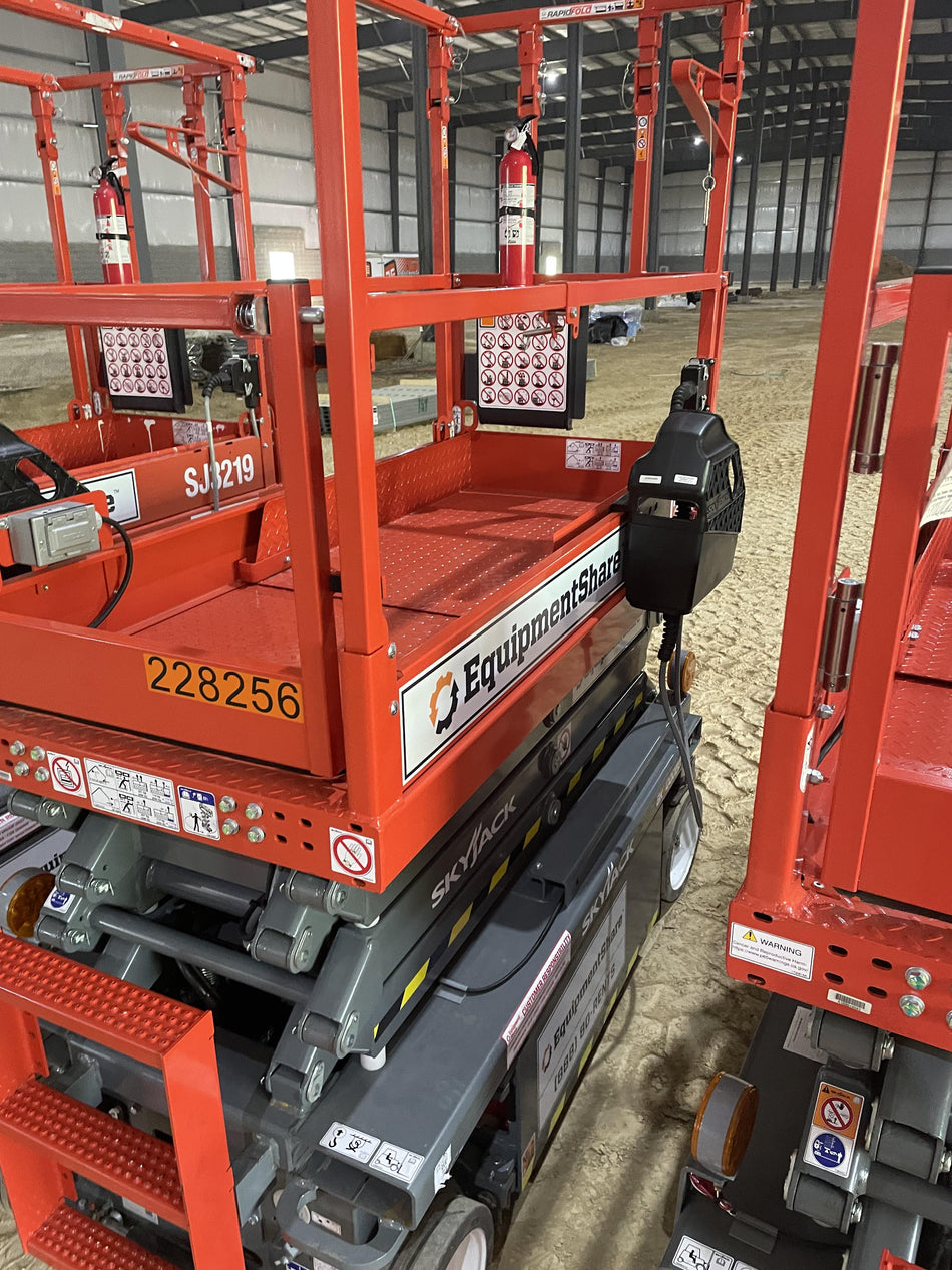2022 SKYJACK SJ3219