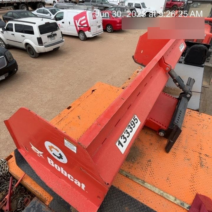 2021 BOBCAT Snow Pusher 120