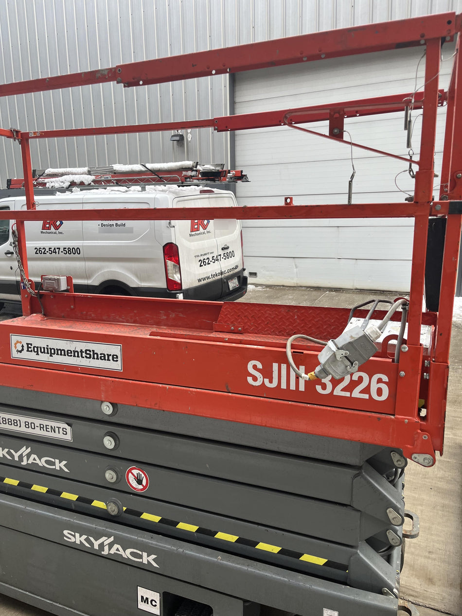 2018 Skyjack SJIII-3226 Standard Rental Specs