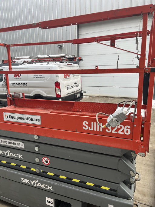 2018 Skyjack SJIII-3226 Standard Rental Specs