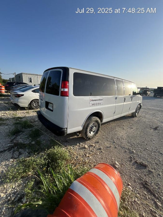 2023 CHEVROLET Express Van - Rental