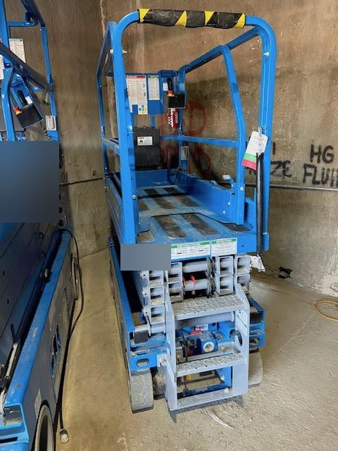 2019 Genie GS-1930 Fixed rails with chain Entry