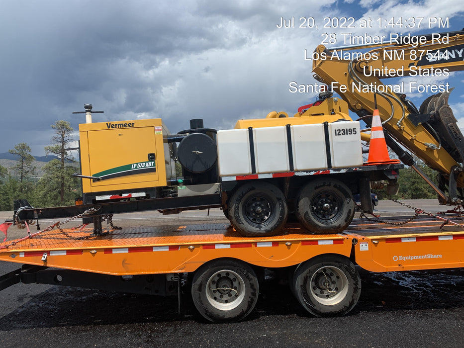 2021 Vac-Tron LP573XDT 500 Gallon Debris Tank w/ Hydraulic Tilt, two (2) 100 Gallon Water Tanks, Low Profile Torsion Axles (12,000 GVWR)