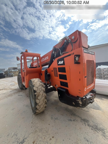 2023 SKYTRAK 8042