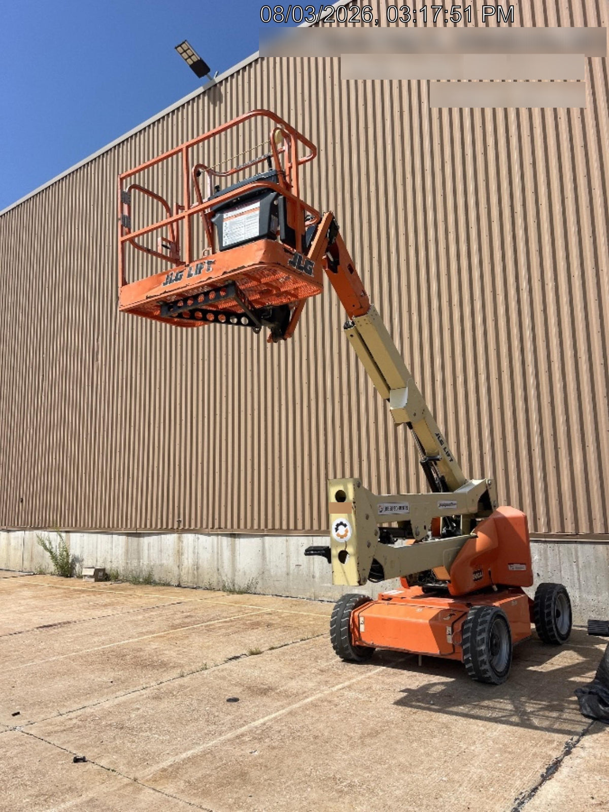 2019 JLG E450AJ