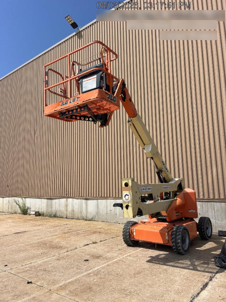 2019 JLG E450AJ