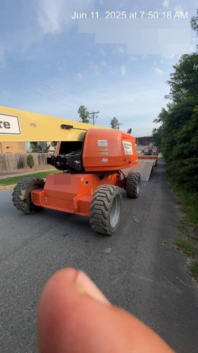 2019 JLG 660SJ