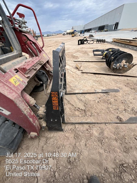 2024 PALADIN 48" Pallet Forks - Paladin