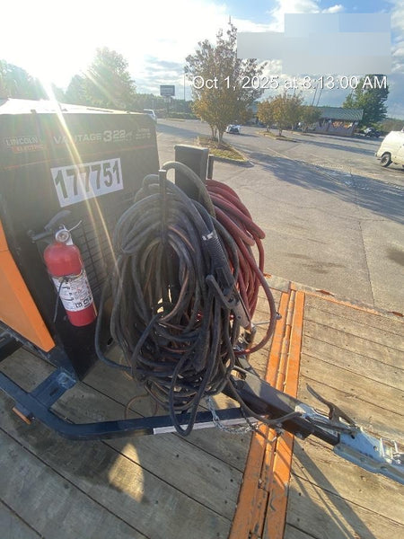 2021 Lincoln Electric Vantage 322 Vantage 322 Ready Pak 3 w/ Decals, ORANGE (includes trailer, cable rack, fender light kit) NO Telematics