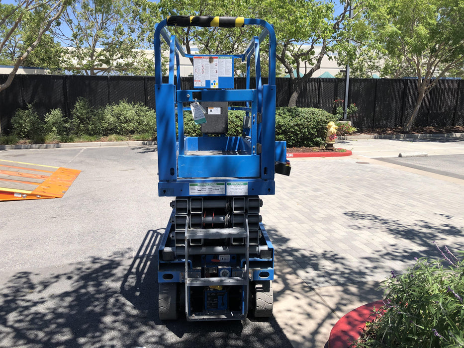 2019 Genie GS-1930 Half Height Swing Gate, 800W Inverter