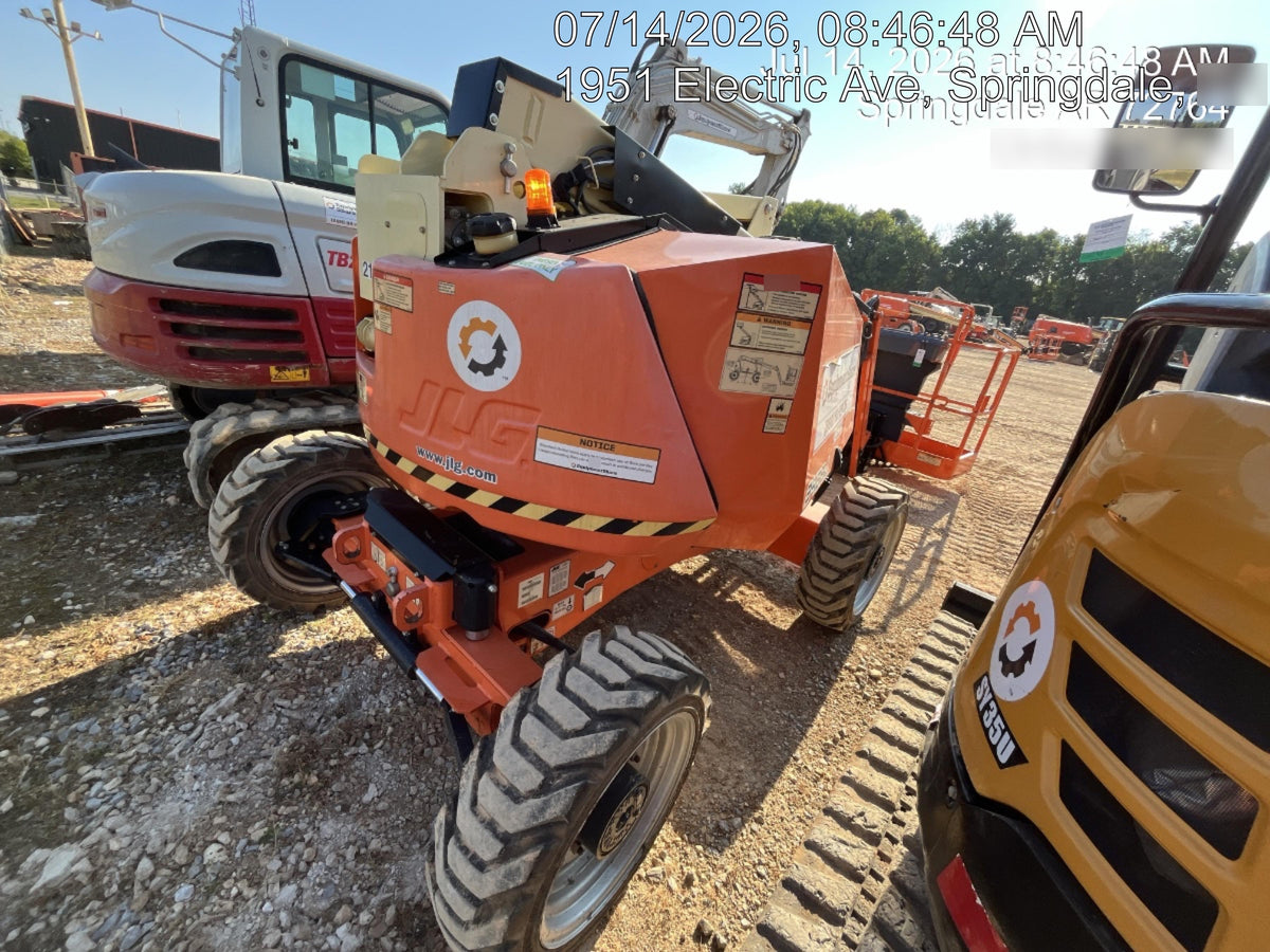 2022 JLG 340AJ