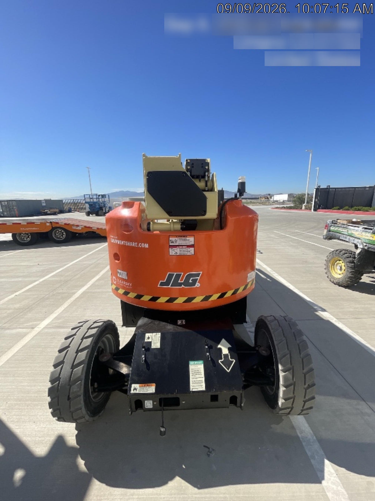 2024 JLG E450AJ