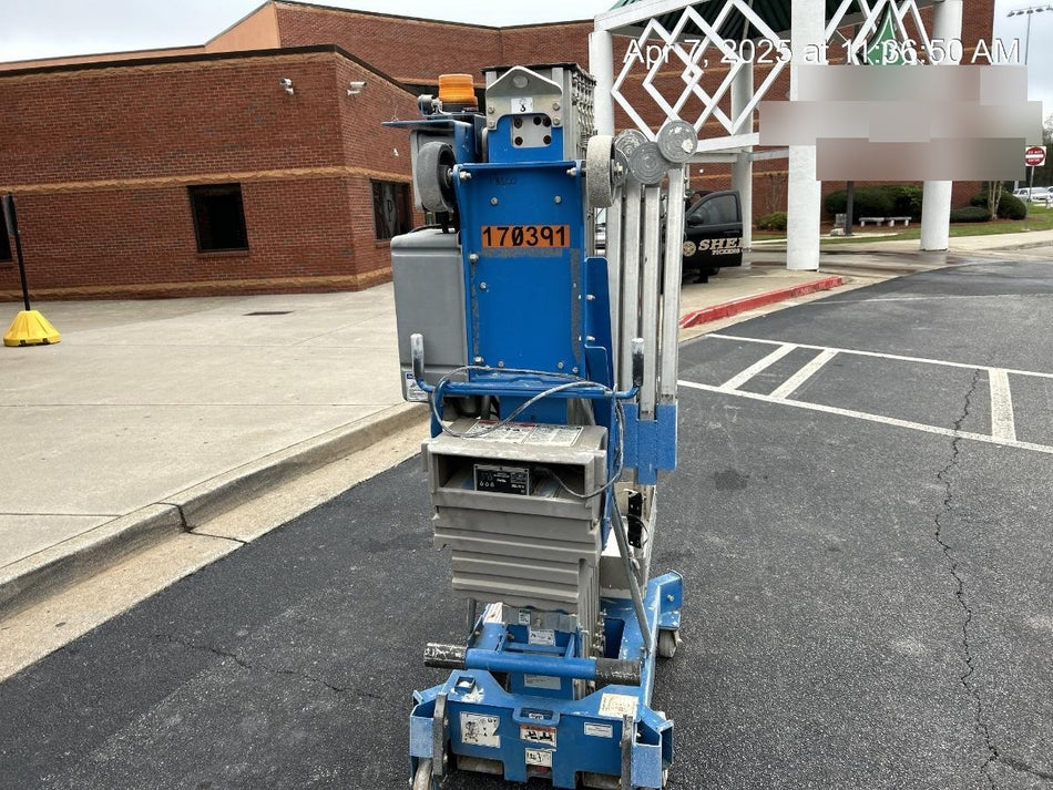 2021 GENIE AWP-30S DC