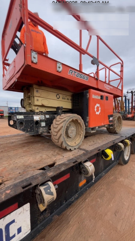 2023 JLG RT2669
