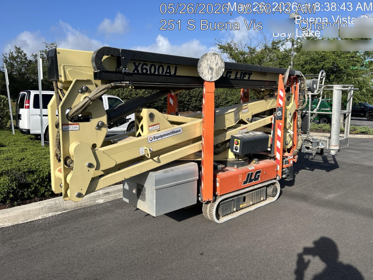 2020 JLG X600AJ