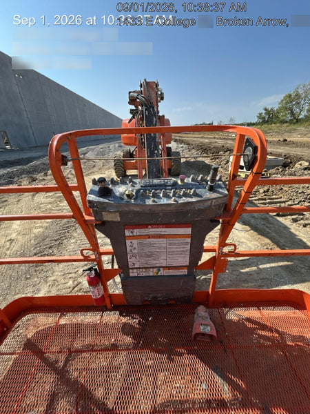 2019 JLG 660SJ