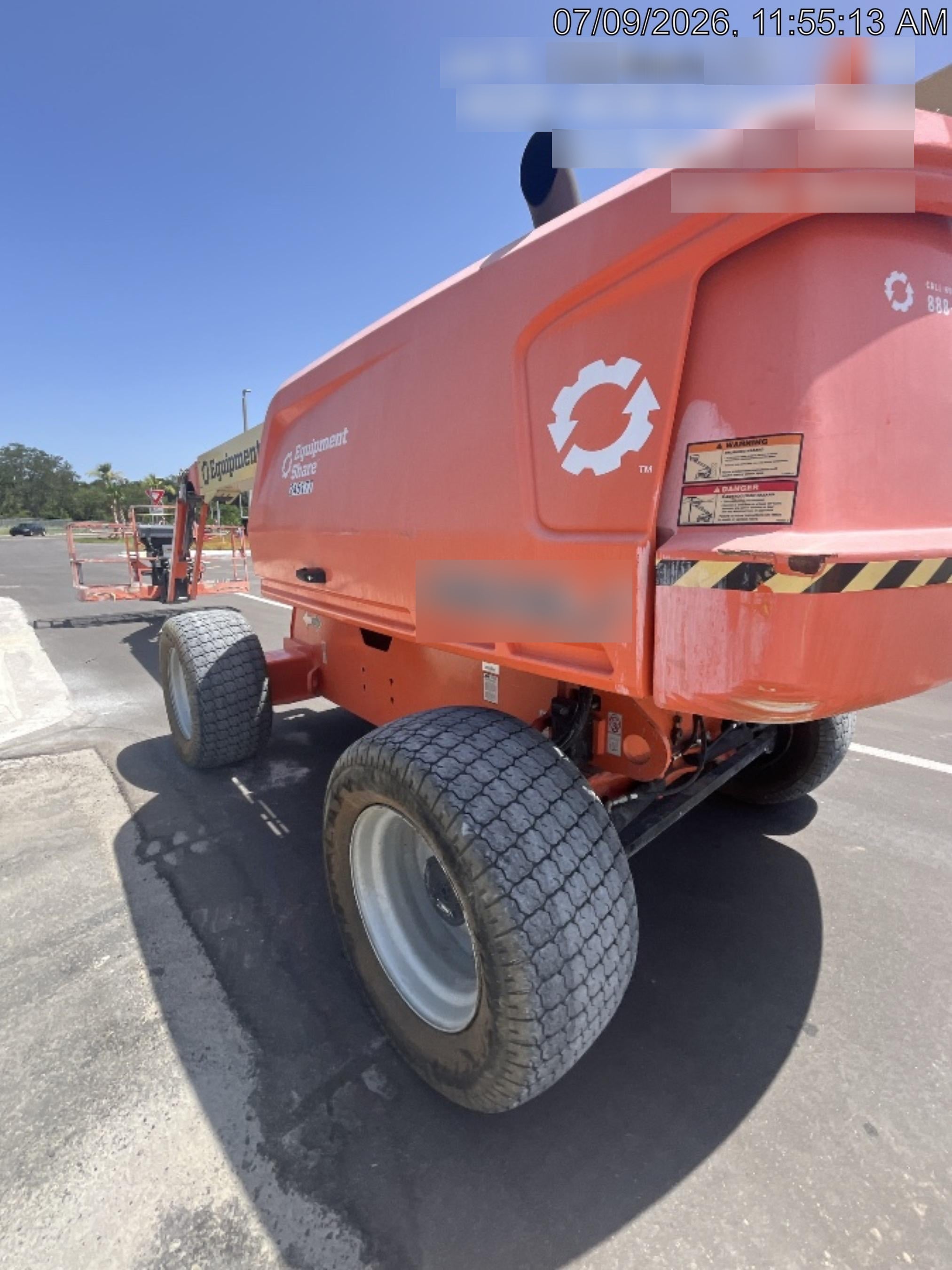 2022 JLG 660SJ