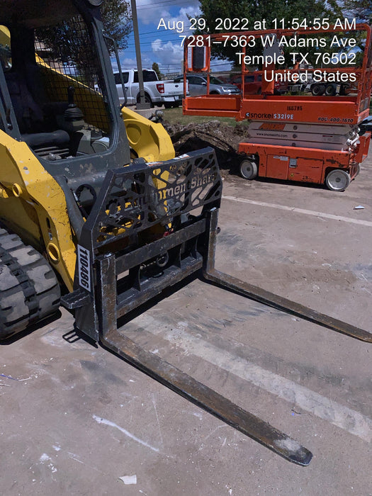 2020 EMKAY 48" Pallet Forks - Emkay