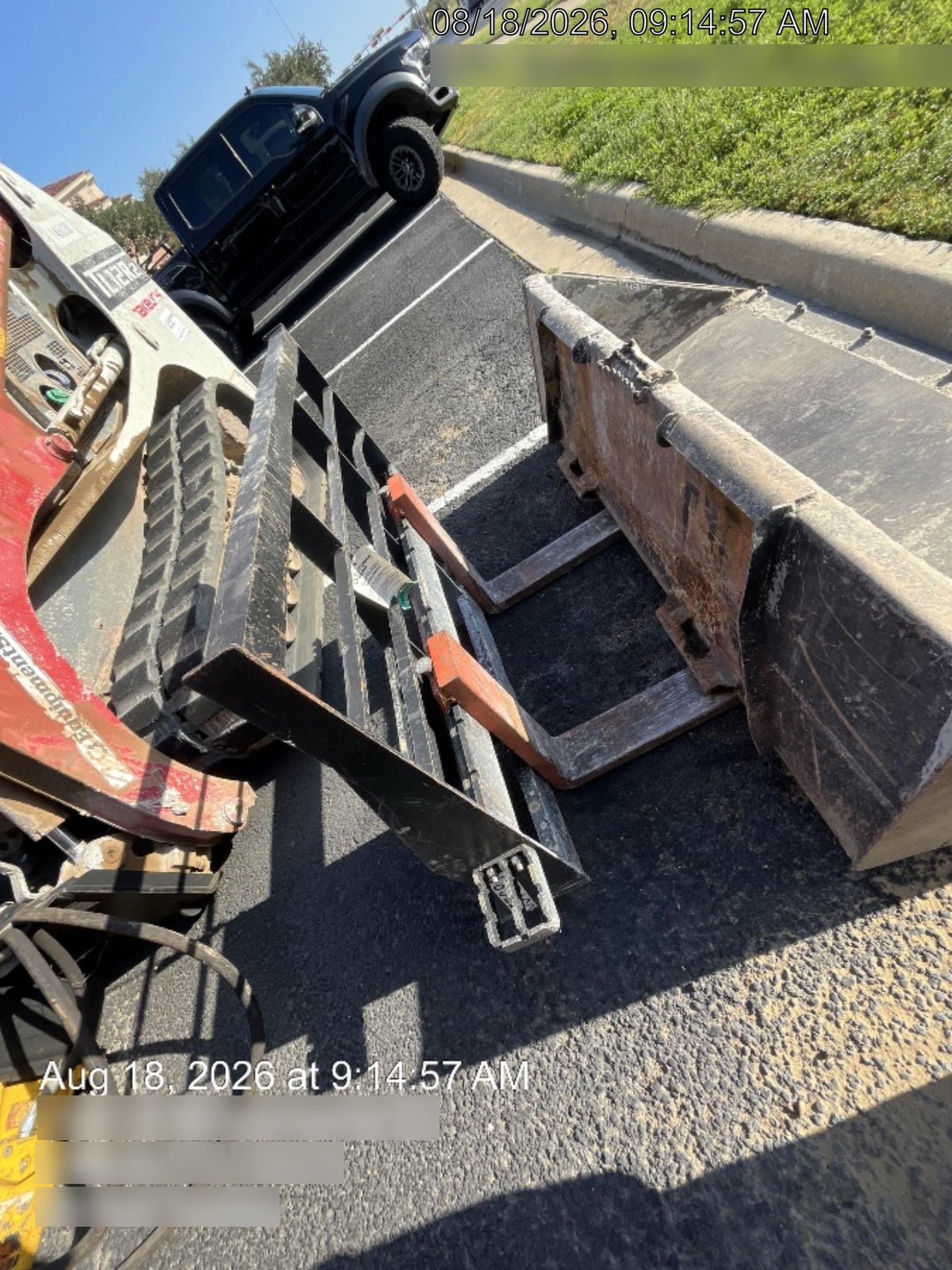 2025 ARROW MATERIAL HANDLING F5100CB - 72"