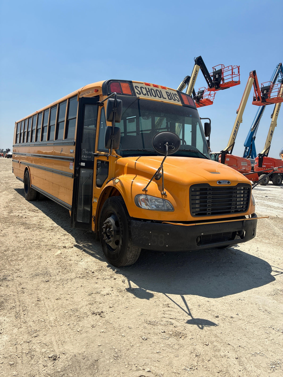 2014 FREIGHTLINER Thomas 72 Passenger Bus