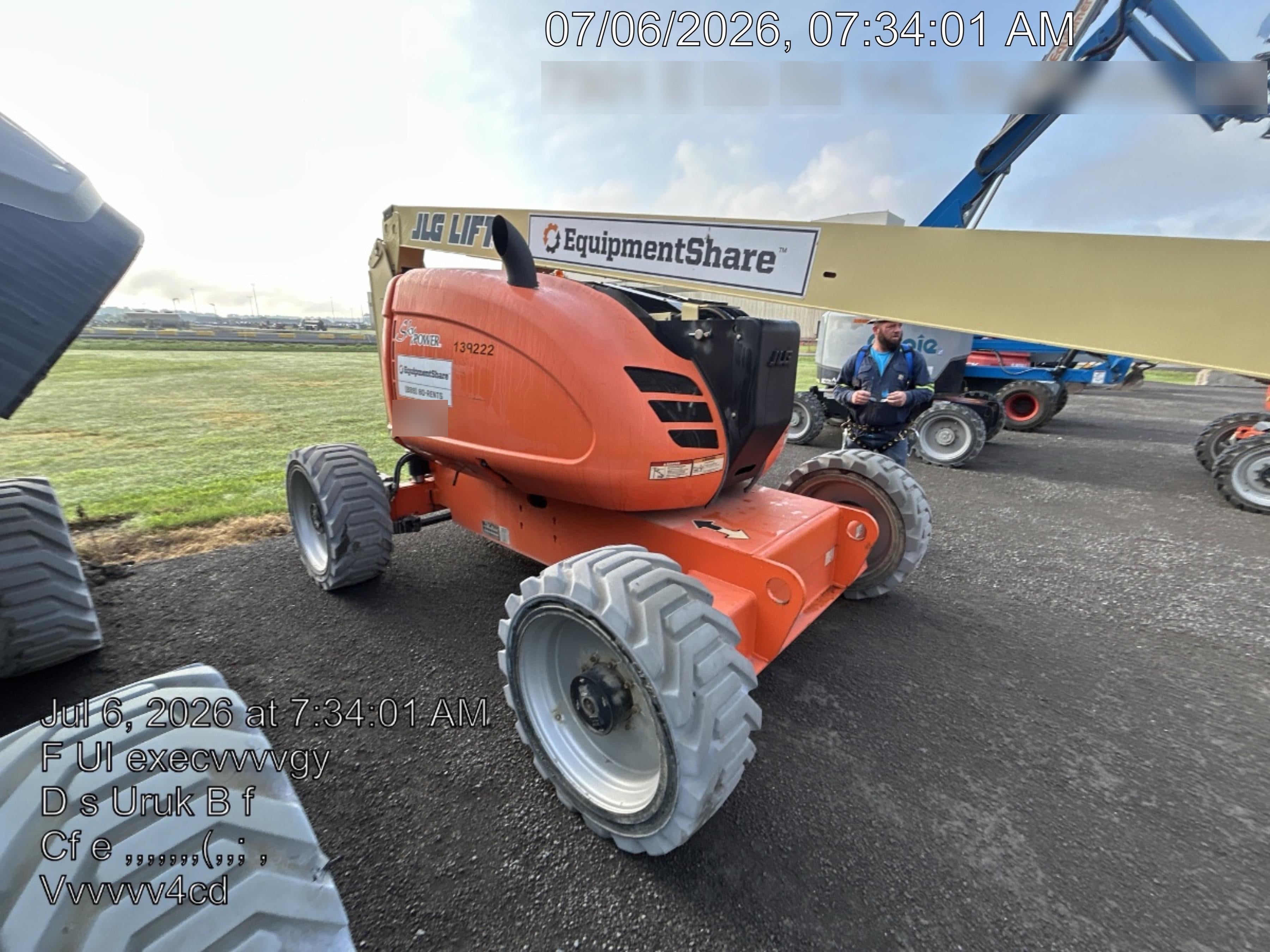 2021 JLG 600AJ