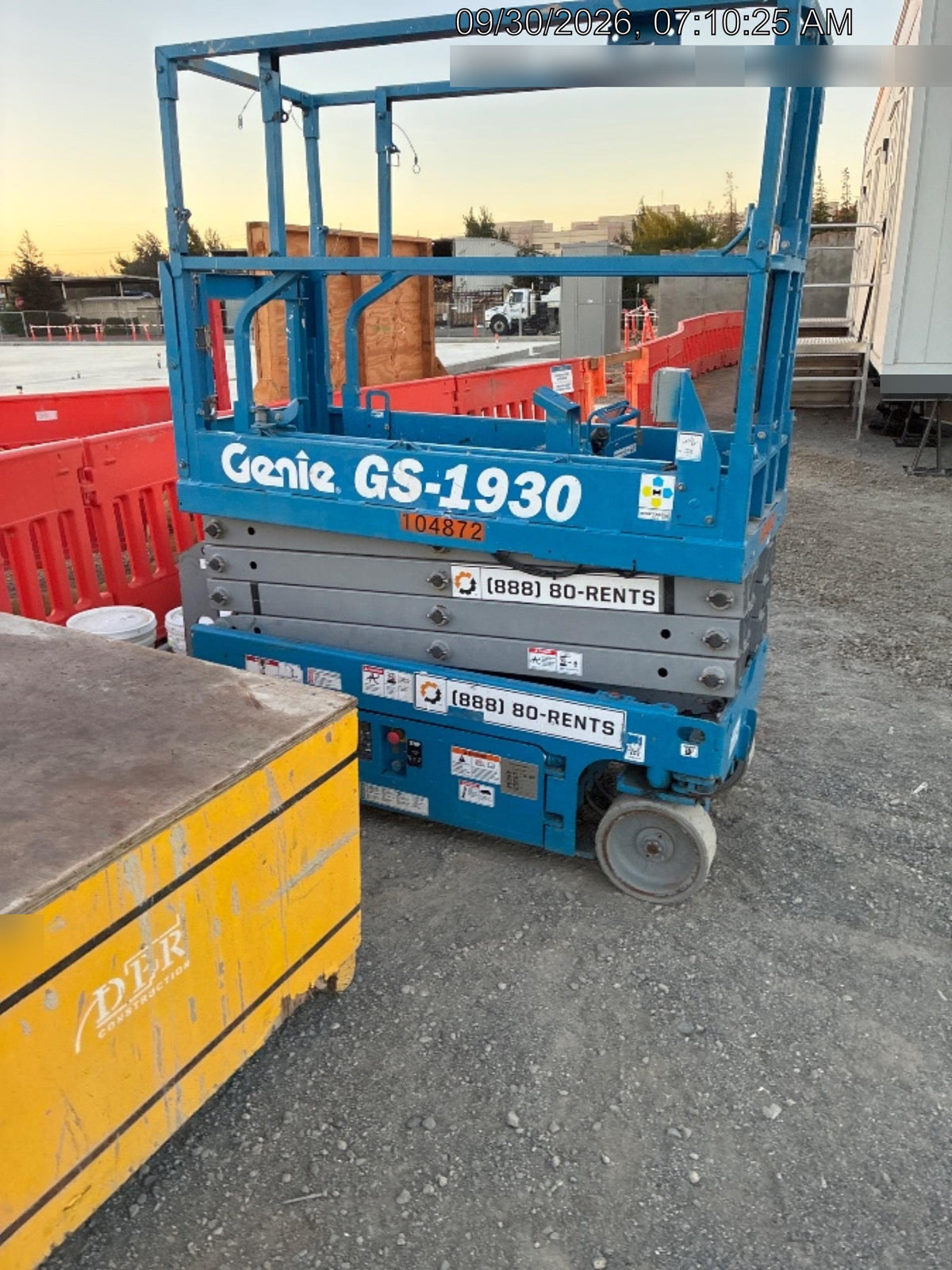 2020 Genie GS-1930 Solid Non Marking Tires, Beacon, Folding rails with half height swing gate, 800W Inverter