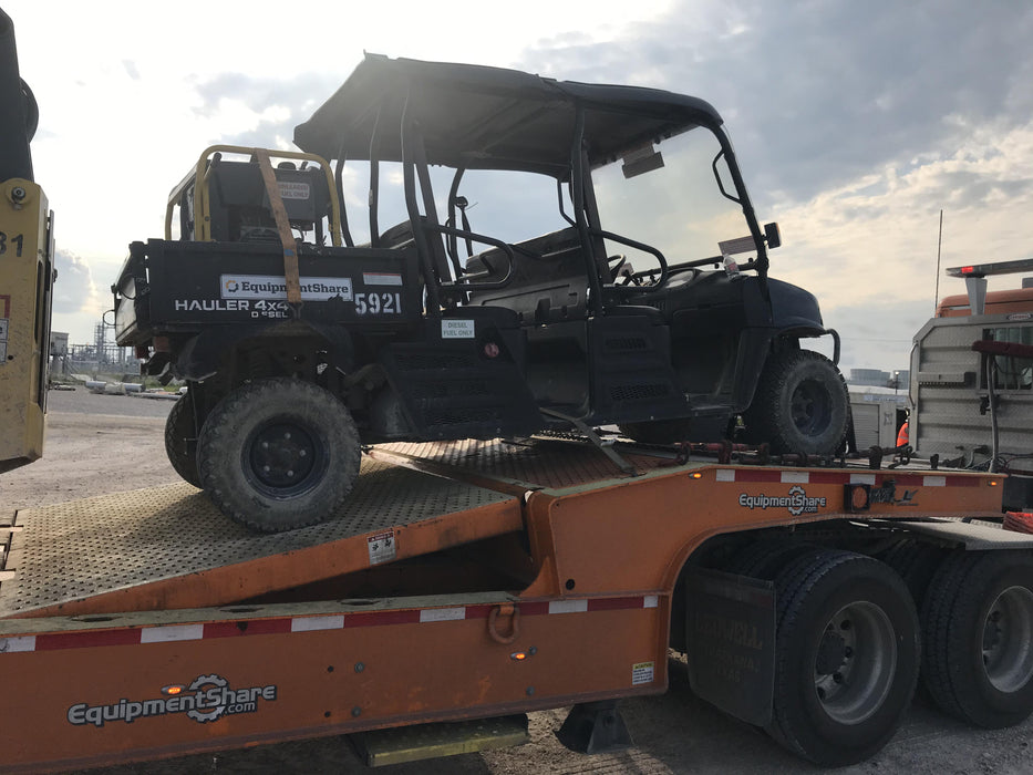 2017 CUSHMAN Hauler 4x4 Crew
