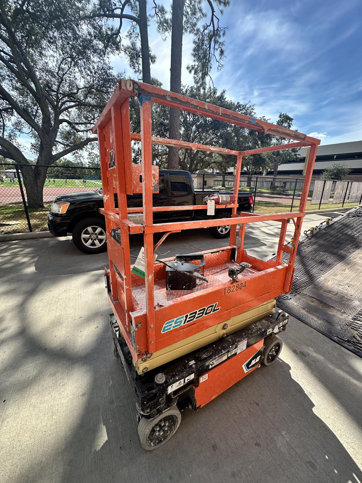 2021 JLG ES1330L