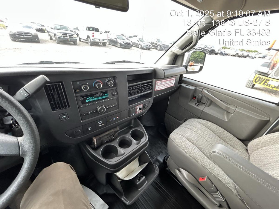 2025 CHEVROLET Express Van - Rental