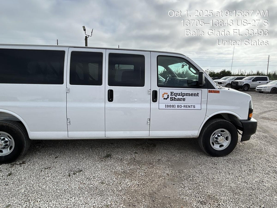2025 CHEVROLET Express Van - Rental